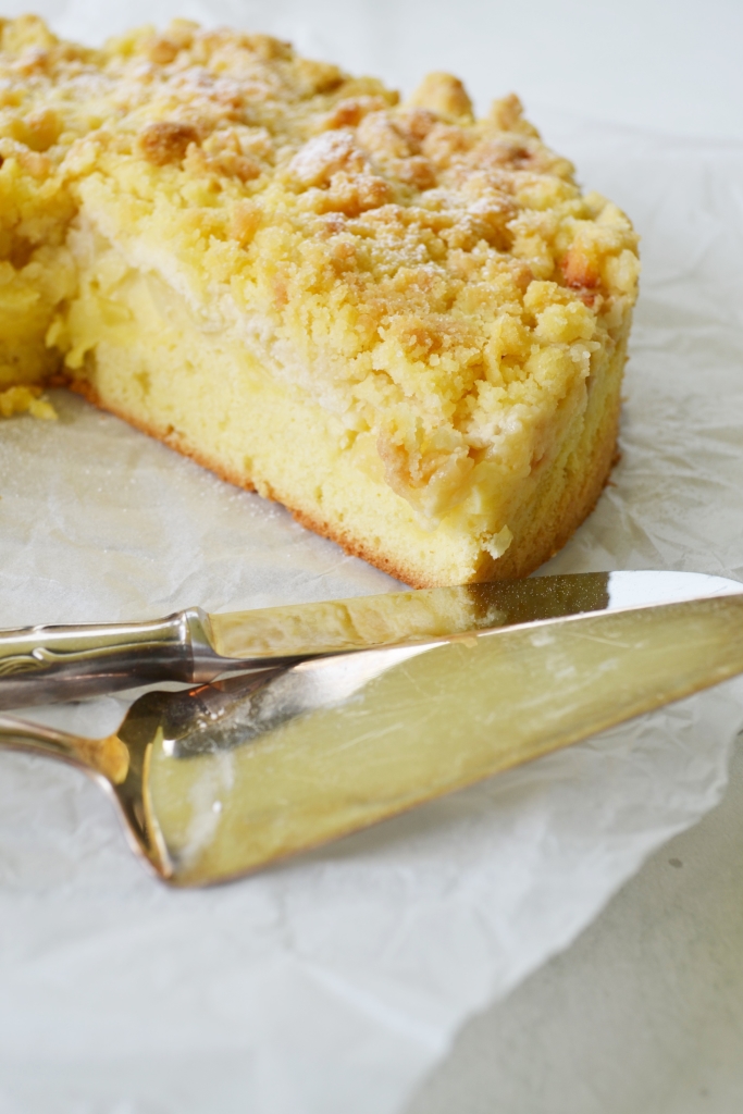 Apfel - Streuselkuchen mit Puddingcreme - blondieundbrownie.com